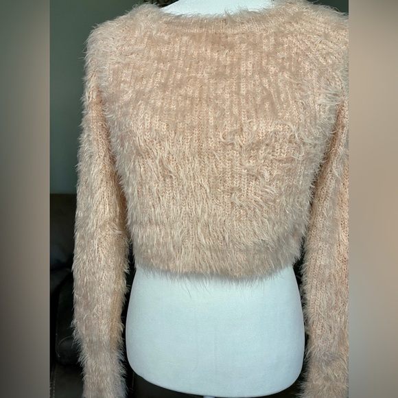 AS SEEN ON LEA MICHELLE Lover & Friends Blush Eyelash Crop Sweater Sz S - Picture 6 of 14